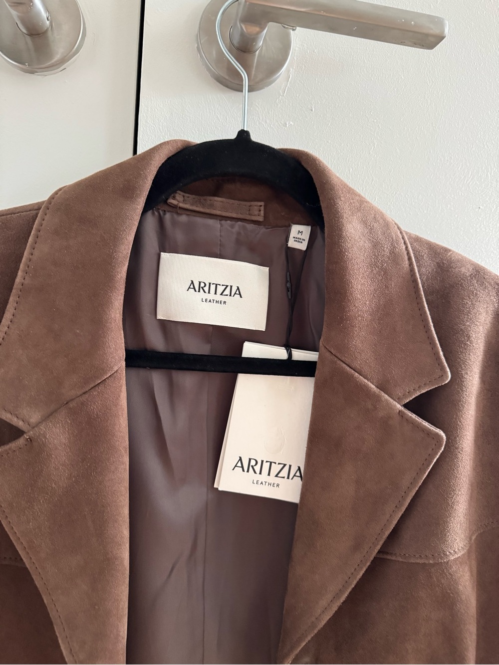 Aritzia Women’s Brown Suede Blazer - Picture 3 of 8